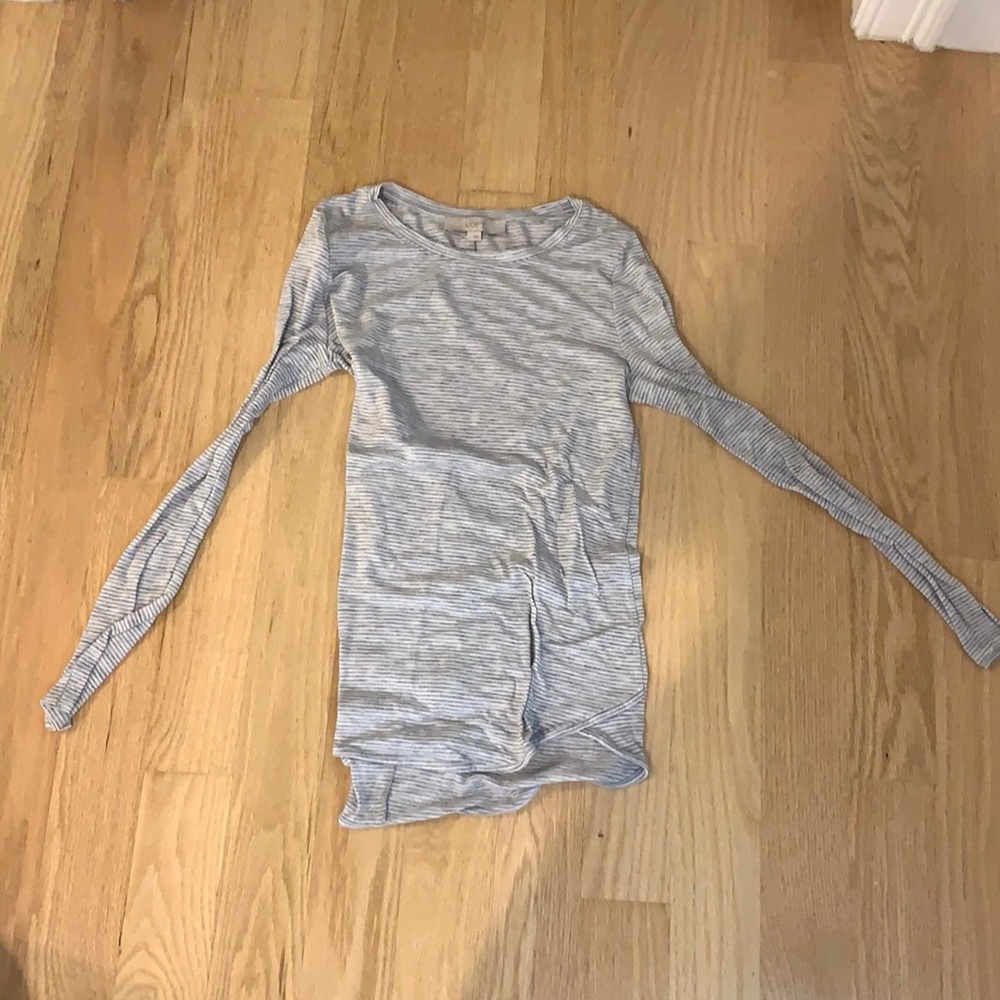 loft size small long sleeve grey striped